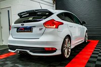 USED 2017 G FORD FOCUS 2.0 ST-2 5d 247 BHP FSH + 2 KEYS