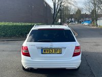 USED 2013 63 MERCEDES-BENZ C-CLASS 2.1 C220 CDI BLUEEFFICIENCY EXECUTIVE SE 5d 168 BHP 