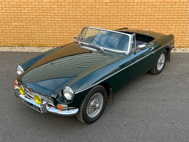 1964 MG MGb ROADSTER // 1.8 92 BHP // mk1 // Pull Handle // Overdrive // Px swap
