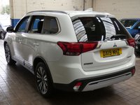 USED 2019 19 MITSUBISHI OUTLANDER 2.0 4 5d 148 BHP 4WD 7 SEATS SAT NAV LEATHER HEATED SEATS REAR VIEW CAMERA 1 OWNER MITSUBISHI WARRANTY TILL AUG 2024