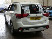 USED 2019 19 MITSUBISHI OUTLANDER 2.0 4 5d 148 BHP 4WD 7 SEATS SAT NAV LEATHER HEATED SEATS REAR VIEW CAMERA 1 OWNER MITSUBISHI WARRANTY TILL AUG 2024