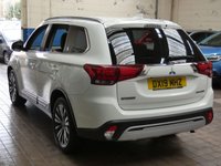 USED 2019 19 MITSUBISHI OUTLANDER 2.0 4 5d 148 BHP 4WD 7 SEATS SAT NAV LEATHER HEATED SEATS REAR VIEW CAMERA 1 OWNER MITSUBISHI WARRANTY TILL AUG 2024