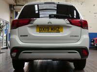USED 2019 19 MITSUBISHI OUTLANDER 2.0 4 5d 148 BHP 4WD 7 SEATS SAT NAV LEATHER HEATED SEATS REAR VIEW CAMERA 1 OWNER MITSUBISHI WARRANTY TILL AUG 2024