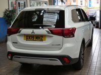 USED 2019 19 MITSUBISHI OUTLANDER 2.0 4 5d 148 BHP 4WD 7 SEATS SAT NAV LEATHER HEATED SEATS REAR VIEW CAMERA 1 OWNER MITSUBISHI WARRANTY TILL AUG 2024