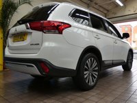 USED 2019 19 MITSUBISHI OUTLANDER 2.0 4 5d 148 BHP 4WD 7 SEATS SAT NAV LEATHER HEATED SEATS REAR VIEW CAMERA 1 OWNER MITSUBISHI WARRANTY TILL AUG 2024