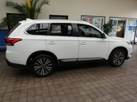 USED 2019 19 MITSUBISHI OUTLANDER 2.0 4 5d 148 BHP 4WD 7 SEATS SAT NAV LEATHER HEATED SEATS REAR VIEW CAMERA 1 OWNER MITSUBISHI WARRANTY TILL AUG 2024
