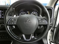 USED 2019 19 MITSUBISHI OUTLANDER 2.0 4 5d 148 BHP 4WD 7 SEATS SAT NAV LEATHER HEATED SEATS REAR VIEW CAMERA 1 OWNER MITSUBISHI WARRANTY TILL AUG 2024
