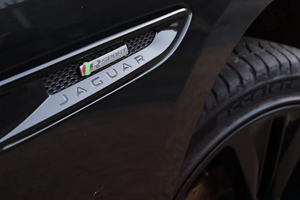 2016 Jaguar F-Pace 2.0 R-Sport Awd 5D 178 BHP £23,990 