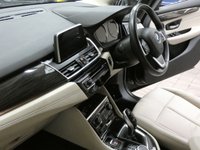 USED 2018 68 BMW 2 SERIES 1.5 218I LUXURY GRAN TOURER 5d 139 BHP STUNNING BLACK WITH BEIGE LEATHER 7 SEATS SAT NAV CRUISE CONTROL PARKING SENSORS 1 OWNER 6 MONTHS GOLD WARRANTY