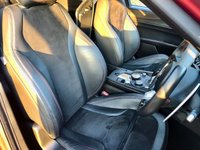 USED 2017 66 ALFA ROMEO GIULIA 2.9 V6 BITURBO QUADRIFOGLIO 4d AUTO 503 BHP ONLY 23,000 MILES/FULL ALFA SERVICE HISTORY(BIG 4TH YEAR SERVICE DONE-SEE INVOICE IN PICTURES//REAR PARKING CAMERA/BLUETOOTH//SATNAV/1/2 LEATHER SUEDE  503 BHP ONLY 23,000 MILES/FULL ALFA SERVICE HISTORY(BIG 4TH YEAR SERVICE DONE-SEE INVOICE IN PICTURES//REAR PARKING CAMERA/BLUETOOTH//SATNAV/1/2 LEATHER SUEDE
