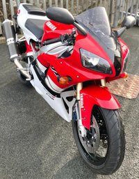 USED 1999 V YAMAHA YZF YZF R1 Super Sports One owner from new, UK bike