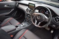 USED 2014 64 MERCEDES-BENZ GLA-CLASS 2.0 GLA45 AMG 4MATIC 5d 360 BHP AERO PACK / PAN ROOF / FMBSH