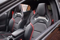 USED 2014 64 MERCEDES-BENZ GLA-CLASS 2.0 GLA45 AMG 4MATIC 5d 360 BHP AERO PACK / PAN ROOF / FMBSH