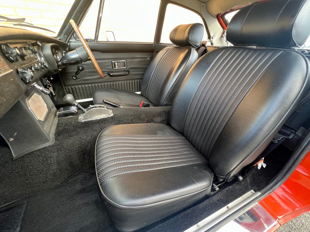 USED 1971 MG MGB GT // AUTOMATIC // 3d // 1.8 95 BHP // px swap 