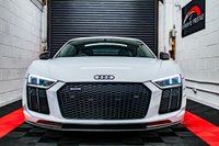 USED 2016 16 AUDI R8 5.2 V10 PLUS QUATTRO 2d 602 BHP MASSIVE SPEC