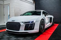 USED 2016 16 AUDI R8 5.2 V10 PLUS QUATTRO 2d 602 BHP MASSIVE SPEC
