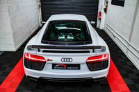 USED 2016 16 AUDI R8 5.2 V10 PLUS QUATTRO 2d 602 BHP MASSIVE SPEC