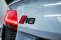 USED 2016 16 AUDI R8 5.2 V10 PLUS QUATTRO 2d 602 BHP MASSIVE SPEC