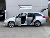 USED 2015 15 TOYOTA AURIS 1.8 VVT-I EXCEL 5d 98 BHP FULL TOYOTA HISTORY | CAMERA | SAT NAV | PAN ROOF
