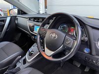 USED 2015 15 TOYOTA AURIS 1.8 VVT-I EXCEL 5d 98 BHP FULL TOYOTA HISTORY | CAMERA | SAT NAV | PAN ROOF