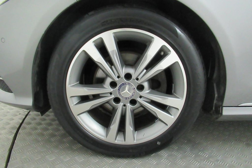 USED 2014 64 MERCEDES-BENZ E-CLASS 2.1 E220 CDI SE 4d 168 BHP 