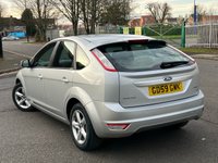 USED 2010 59 FORD FOCUS 1.6 ZETEC 5d 100 BHP 