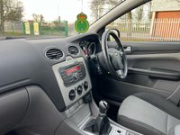 USED 2010 59 FORD FOCUS 1.6 ZETEC 5d 100 BHP 