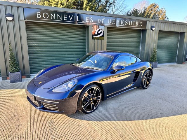 2019 19 Porsche 718 2.0 CAYMAN PDK 2d 296 BHP