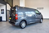 USED 2022 22 VAUXHALL VIVARO 1.5 L1H1 F2700 SPORTIVE S/S 118 BHP Apple CarPlay, Parking Sensors