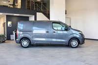 USED 2022 22 VAUXHALL VIVARO 1.5 L1H1 F2700 SPORTIVE S/S 118 BHP Apple CarPlay, Parking Sensors
