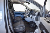 USED 2022 22 VAUXHALL VIVARO 1.5 L1H1 F2700 SPORTIVE S/S 118 BHP Apple CarPlay, Parking Sensors