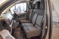 USED 2022 22 VAUXHALL VIVARO 1.5 L1H1 F2700 SPORTIVE S/S 118 BHP Apple CarPlay, Parking Sensors