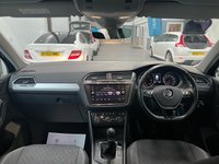 USED 2017 67 VOLKSWAGEN TIGUAN 2.0 SE TDI BMT 5d 148 BHP 1P.Owner,P.Sensors,Cruise