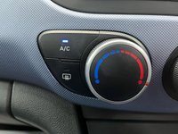 USED 2014 14 HYUNDAI I10 1.0 Premium Hatchback 5dr Petrol Manual Euro 5 (66 ps) Bluetooth, &pound;20 TAX, Air Con