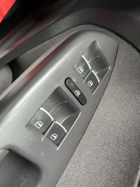 USED 2013 63 VOLKSWAGEN TOURAN 2.0 SE TDI BLUEMOTION TECHNOLOGY 5d 138 BHP Great spec + Low Miles