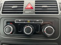 USED 2013 63 VOLKSWAGEN TOURAN 2.0 SE TDI BLUEMOTION TECHNOLOGY 5d 138 BHP Great spec + Low Miles