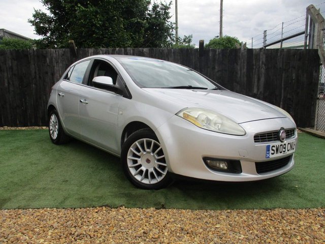 2009 09 Fiat Bravo 1.4 DYNAMIC 16V 90 5d 90 BHP
