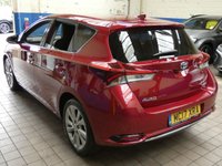 USED 2017 17 TOYOTA AURIS 1.8 VVT-I EXCEL TSS 5d 99 BHP SAT NAV PART LEATHER CAMERA TOYOTA WARRANTY TILL AUG 2027 1 OWNER SERVICE HISTORY