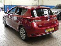 USED 2017 17 TOYOTA AURIS 1.8 VVT-I EXCEL TSS 5d 99 BHP SAT NAV PART LEATHER CAMERA TOYOTA WARRANTY TILL AUG 2027 1 OWNER SERVICE HISTORY