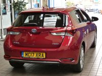 USED 2017 17 TOYOTA AURIS 1.8 VVT-I EXCEL TSS 5d 99 BHP SAT NAV PART LEATHER CAMERA TOYOTA WARRANTY TILL AUG 2027 1 OWNER SERVICE HISTORY