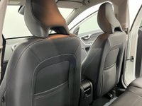 USED 2017 17 VOLVO XC60 2.4 D4 SE LUX NAV AWD 5d 187 BHP Full Volvo Service Record