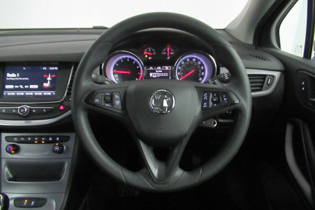 USED 2016 16 VAUXHALL ASTRA 1.0 DESIGN ECOFLEX S/S 5d  