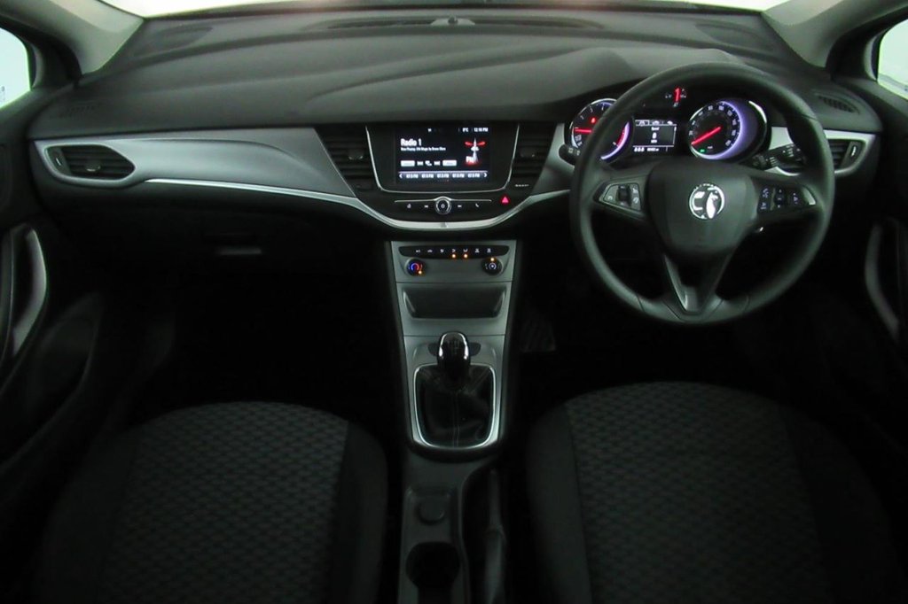 USED 2016 16 VAUXHALL ASTRA 1.0 DESIGN ECOFLEX S/S 5d  