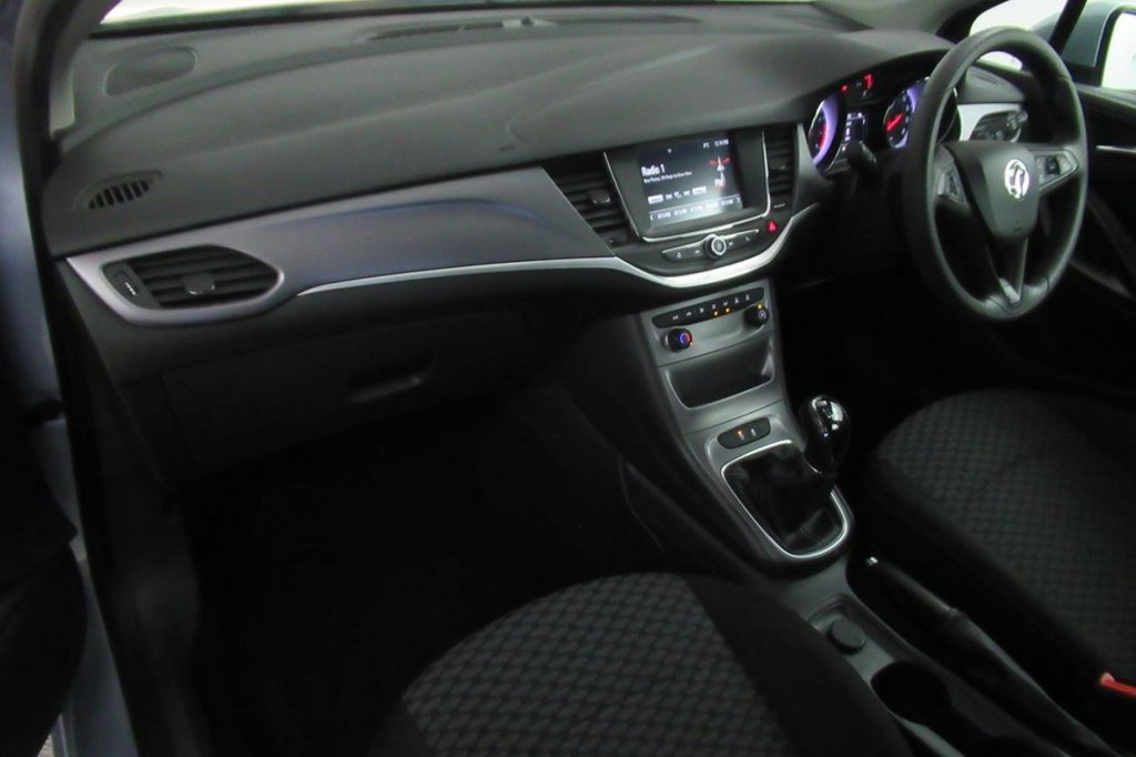 USED 2016 16 VAUXHALL ASTRA 1.0 DESIGN ECOFLEX S/S 5d  