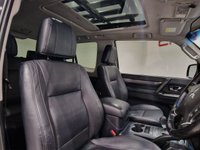 USED 2007 07 MITSUBISHI SHOGUN 3.2 DI-D (168 PS) DIAMOND AUTO 4X4 SWB 3DR + NAV + E/SUNROOF + E/HEATED LEATHERS + CRUISE + MEDIA + �&pound;�&pound;�&pound;'S UPGRADES + R/CAMERA + PARK AID + PRIVACY + S/STEPS + SNORKEL + ROOF RACK + ALLOYS + TOWBAR GREAT SPEC + &pound;&pound;&pound;'S UPGRADES + NAV + LEATHER + CRUISE