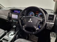 USED 2007 07 MITSUBISHI SHOGUN 3.2 DI-D (168 PS) DIAMOND AUTO 4X4 SWB 3DR + NAV + E/SUNROOF + E/HEATED LEATHERS + CRUISE + MEDIA + �&pound;�&pound;�&pound;'S UPGRADES + R/CAMERA + PARK AID + PRIVACY + S/STEPS + SNORKEL + ROOF RACK + ALLOYS + TOWBAR GREAT SPEC + &pound;&pound;&pound;'S UPGRADES + NAV + LEATHER + CRUISE