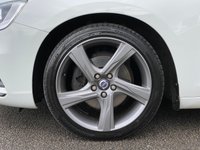 USED 2014 14 VOLVO V60 2.0 D4 R-DESIGN NAV 5d 178 BHP 