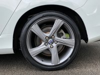 USED 2014 14 VOLVO V60 2.0 D4 R-DESIGN NAV 5d 178 BHP 