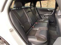 USED 2014 14 VOLVO V60 2.0 D4 R-DESIGN NAV 5d 178 BHP 