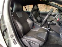 USED 2014 14 VOLVO V60 2.0 D4 R-DESIGN NAV 5d 178 BHP 